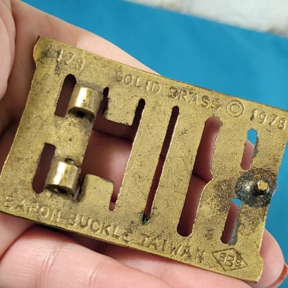 RICH Vintage Brass Belt Buckle - Picture 3 of 8